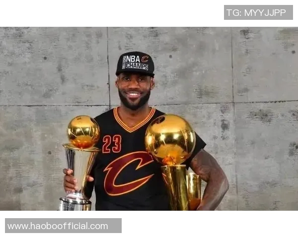 詹姆斯拒绝比较骑士队历史强调尊重每个时代的球员与成就